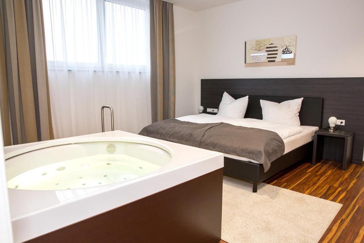 ויינגרטן Plus Punkt Private Spa מראה חיצוני תמונה